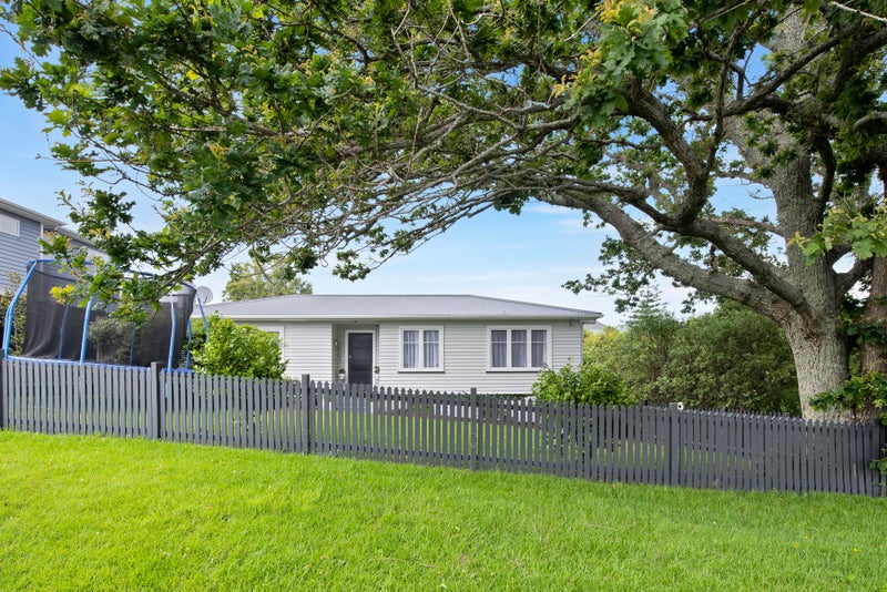 1/8 Gibraltar Street, Howick, Auckland - Carousel 2