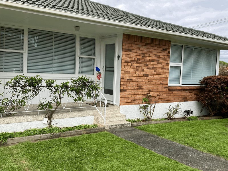 1/11 Erson Avenue, Royal Oak, Auckland - Carousel 1