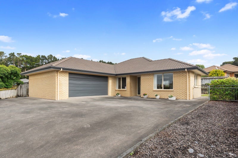 8 Maxwell Place, Kamo, Whangarei - Carousel 1