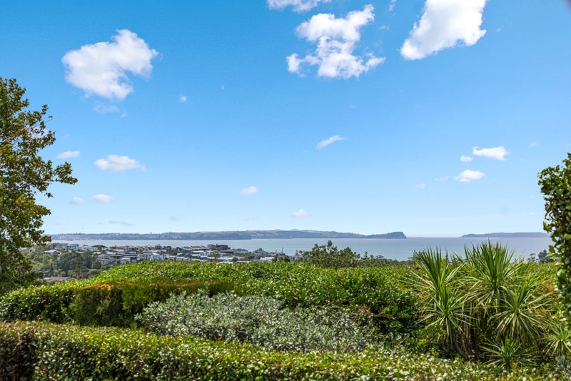 32 Danbury Drive, Torbay, Auckland - Carousel 2