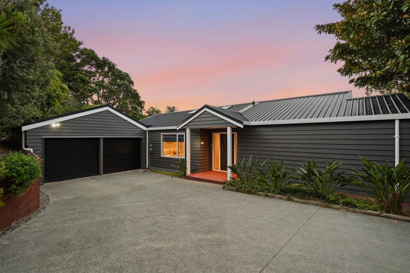 34 Montclair Rise, Browns Bay, Auckland - Carousel 2