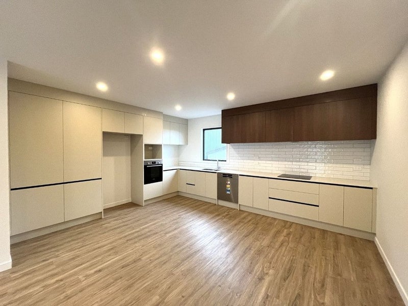 11 Irwin Lane, Windsor Park, Auckland - Carousel 2