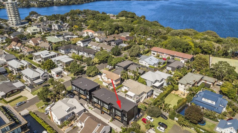 5E Pierce Road, Milford, Auckland - Carousel 26