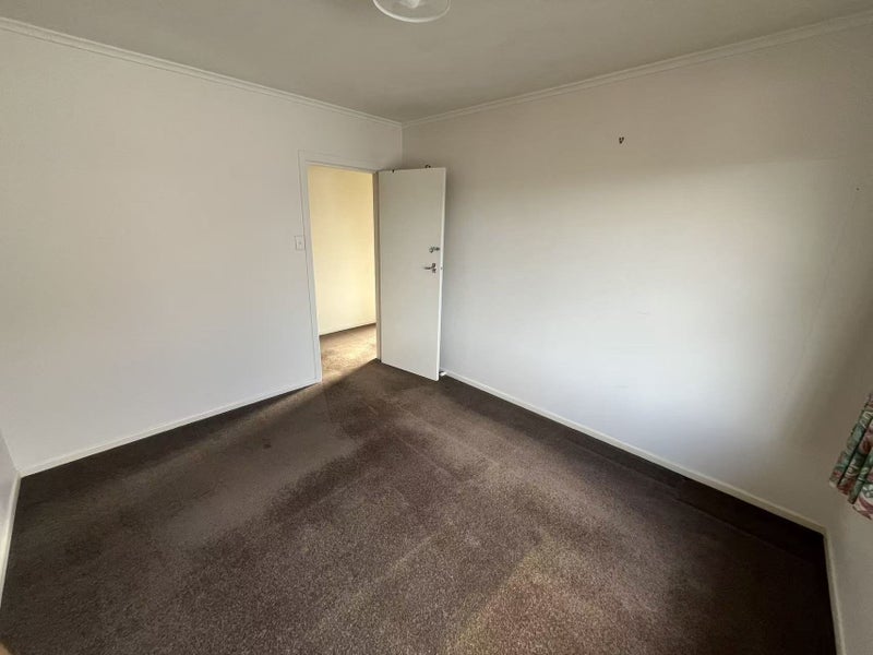 35 Cormack Street, Mount Roskill, Auckland - Carousel 14