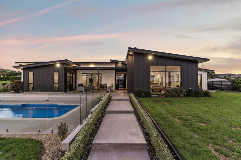 20 Capriole Crescent, Papakura - Carousel 2