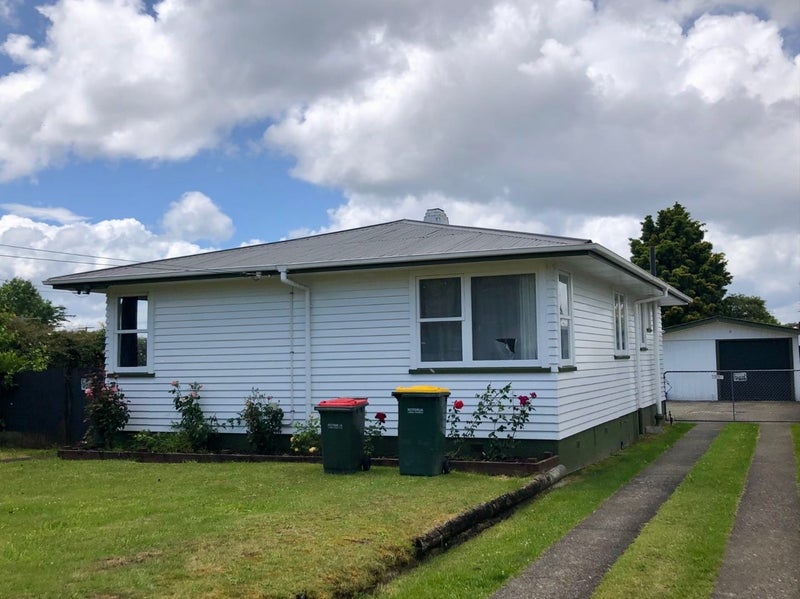 4 Puweto Street, Selwyn Heights, Rotorua - Carousel 2