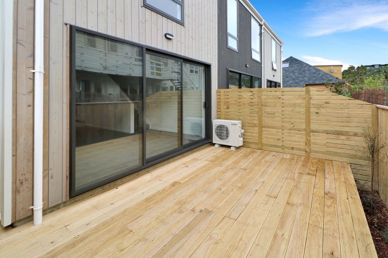 7/50 Friend Street, Karori, Wellington - Carousel 12