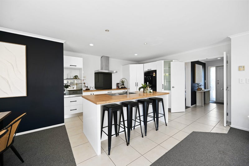 48 Thomas Road, Huntington, Hamilton - Carousel 2