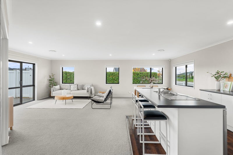2 Milano Lane, Wigram, Christchurch - Carousel 2