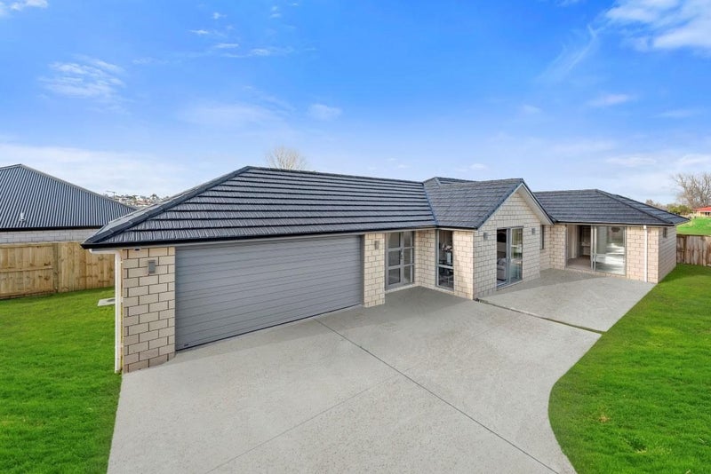 110 Te Manatu Drive, Huntington, Hamilton - Carousel 1
