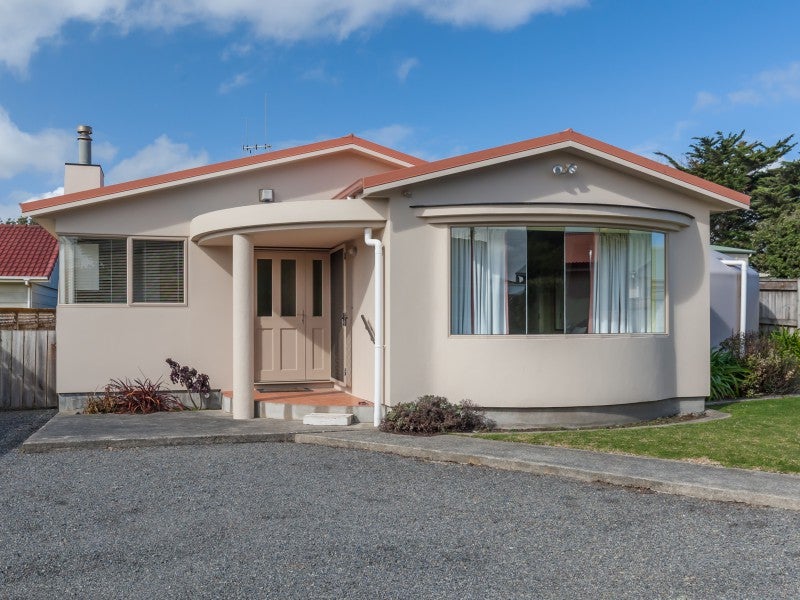 112 Rua Avenue, Waitārere Beach, Levin - Carousel 2