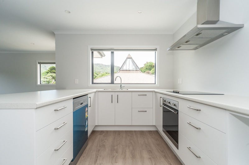 5 Kenya Street, Ngaio, Wellington - Carousel 1