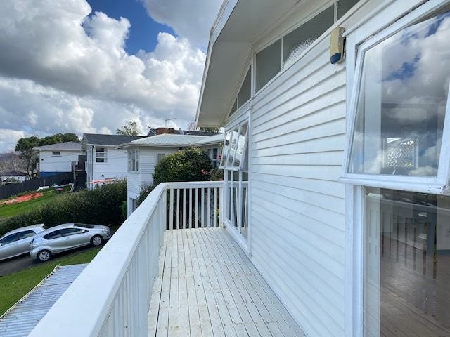 2 Pasteur Place, New Windsor, Auckland - Carousel 18