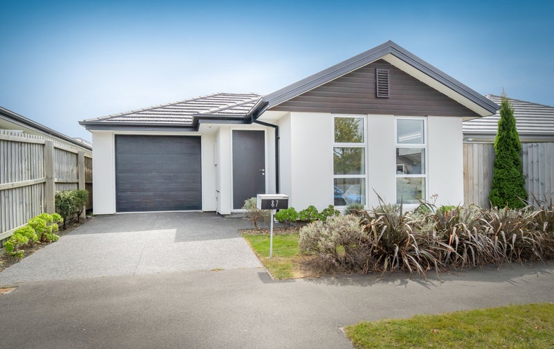 87 The Runway, Wigram, Christchurch - Carousel 1