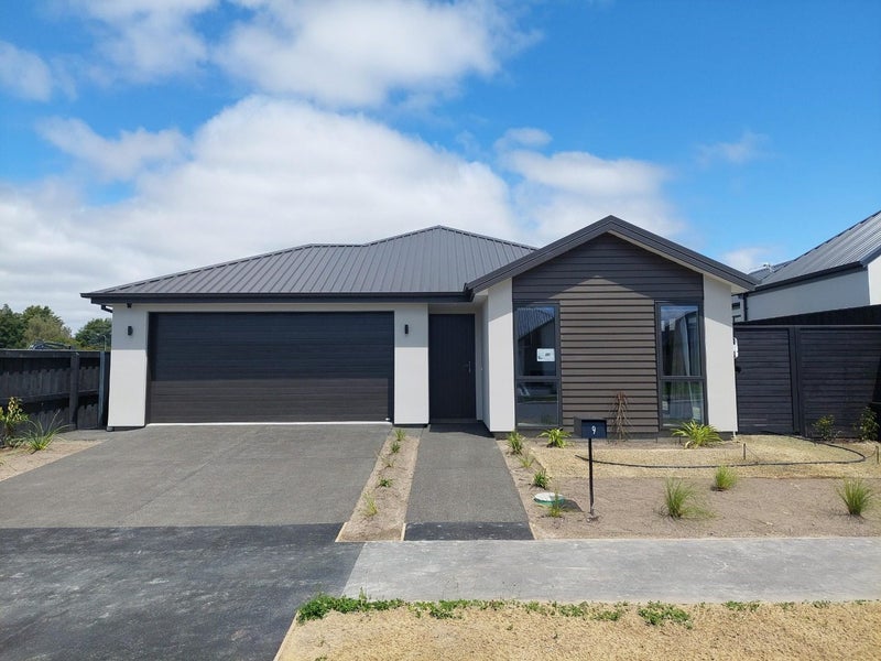 9 Accrington Drive, Marshland, Christchurch - Carousel 1