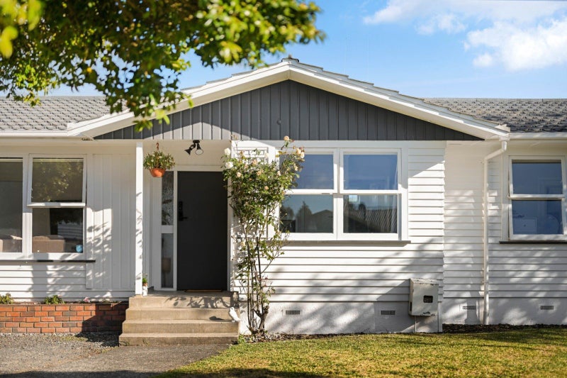 36 Alderson Road, Fairview Downs, Hamilton - Carousel 1