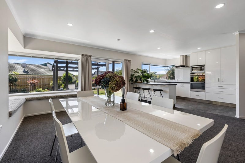 9A Karina Road, Merrilands, New Plymouth - Carousel 1