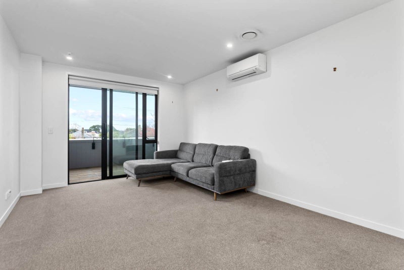 108/1 Kimiora Street, Three Kings, Auckland - Carousel 2