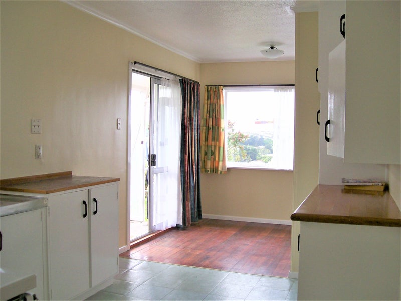 72 Ruskin Road, Newlands, Wellington - Carousel 2