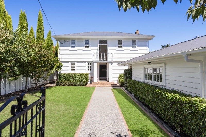 28 Jubilee Avenue, Devonport, Auckland - Carousel 1