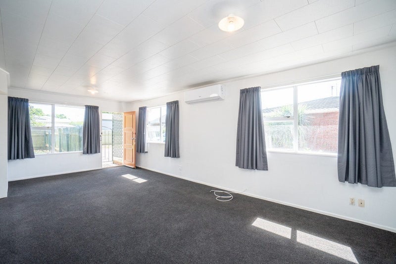 12 Kowhai Avenue, Takaro, Palmerston North - Carousel 2