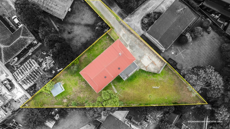 46 Allington Road, Massey, Auckland - Carousel 31