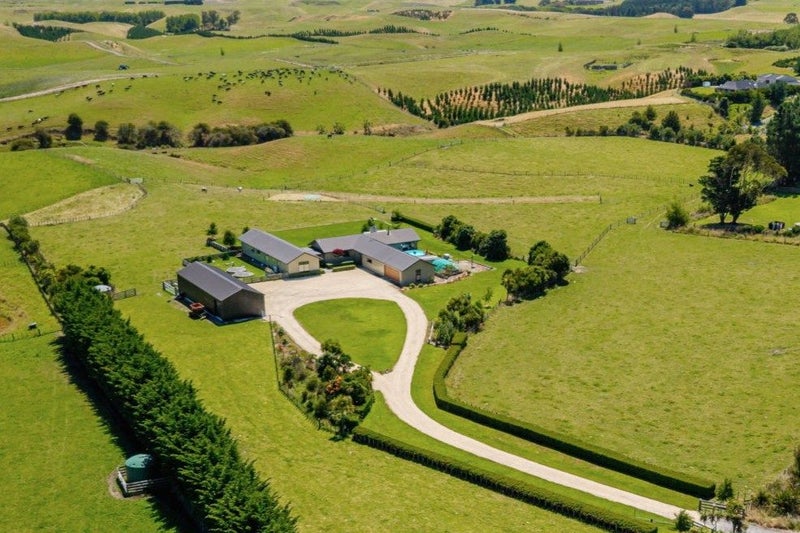 151 Mount Stewart Halcombe Road, Sanson, Palmerston North - Carousel 50