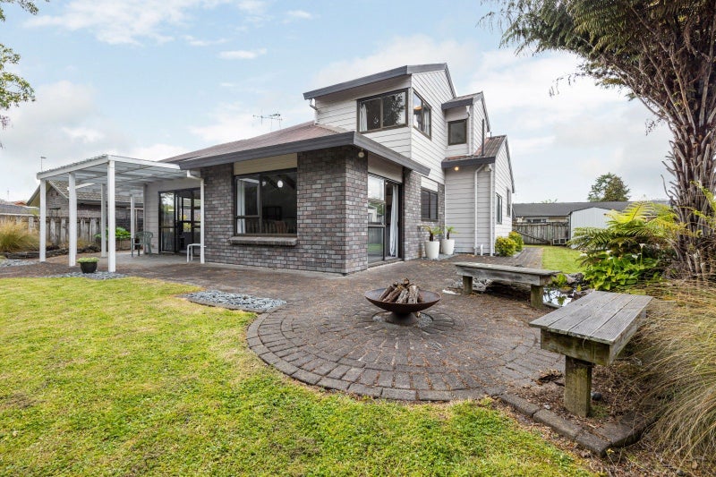 16 Woodland Drive, Flagstaff, Hamilton - Carousel 2