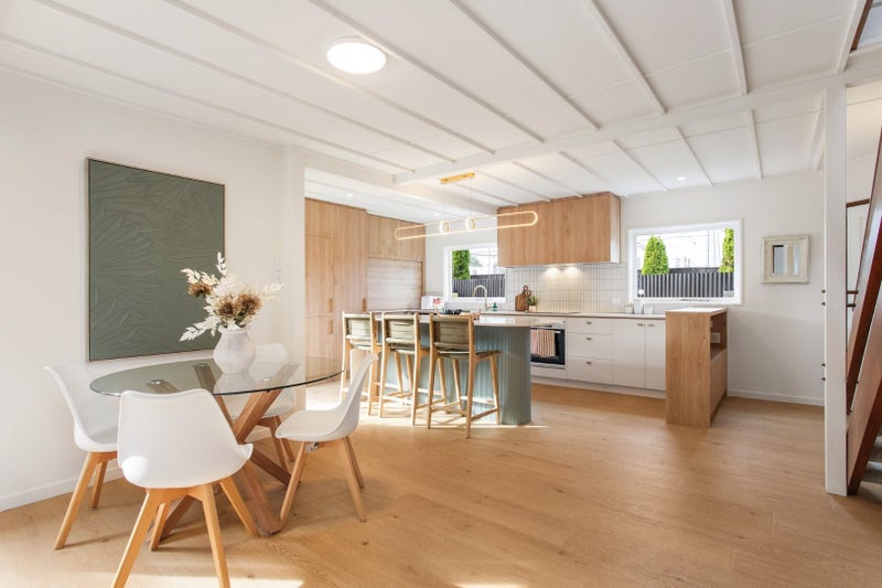 2/24 Creyke Road, Ilam, Christchurch - Carousel 2