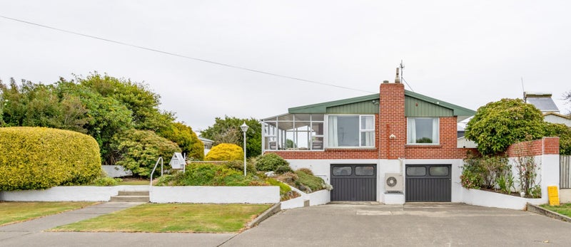 11 Fairview Avenue, Hawthorndale, Invercargill - Carousel 1