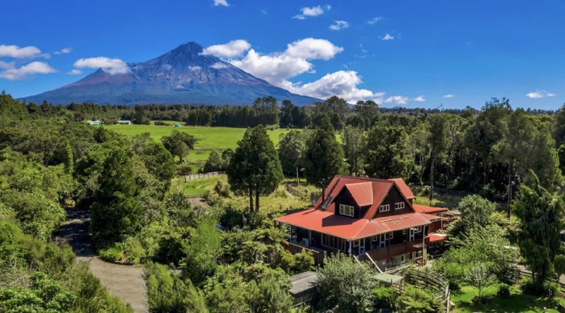 922 Pembroke Road West, Pembroke, Stratford - Carousel 1