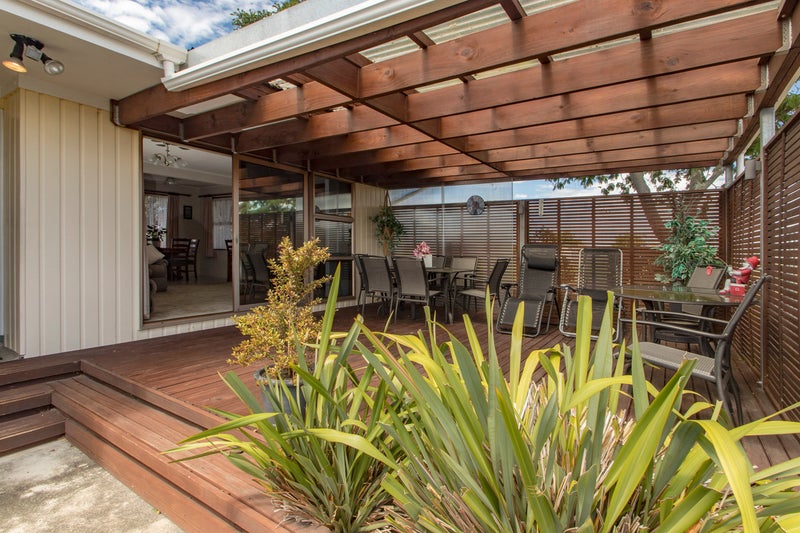 4 Canterbury Street, Tamatea, Napier - Carousel 2