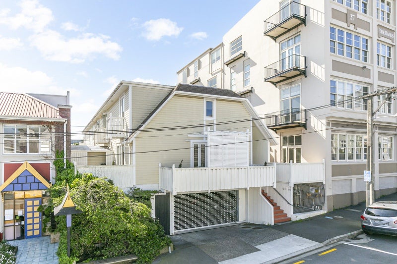 3/31 Majoribanks Street, Mount Victoria, Wellington - Carousel 1