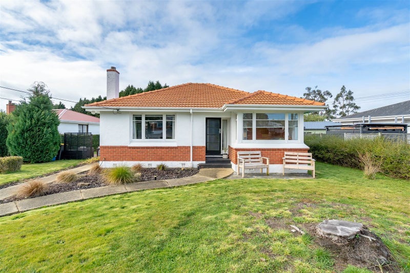 11 Ashmore Street, Halfway Bush, Dunedin - Carousel 1