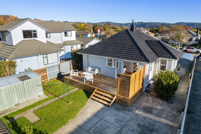 13 Thackeray Street, Trentham, Upper Hutt - Carousel 2