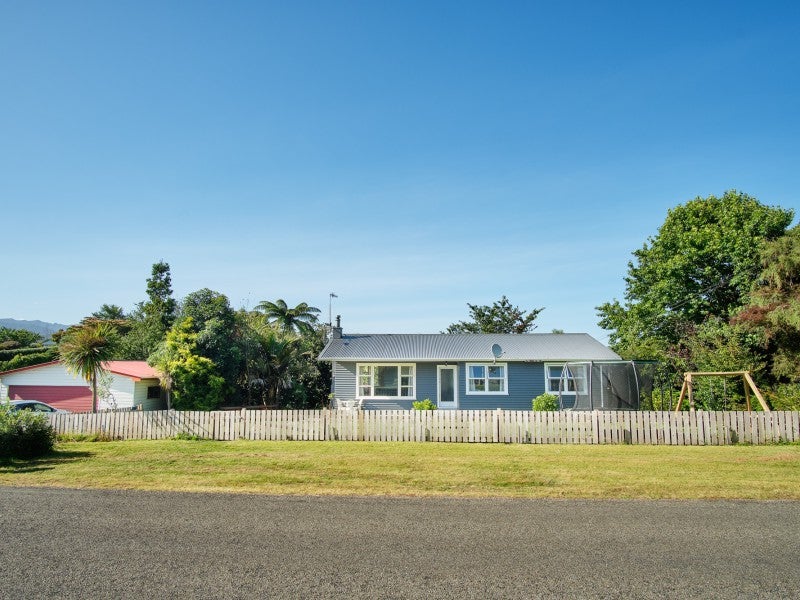 5 Victoria Terrace, Ohau, Levin - Carousel 22