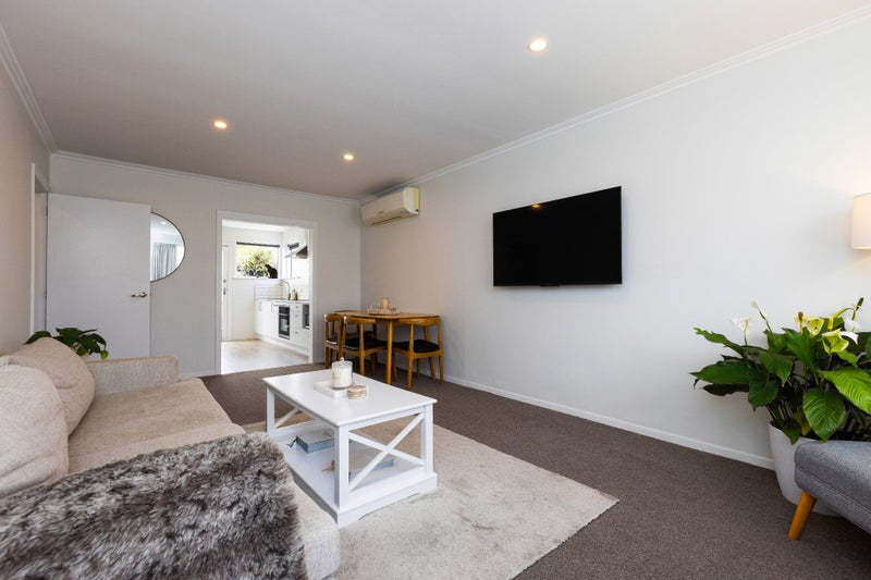 3/9 Pitt Place, St Albans, Christchurch - Carousel 2