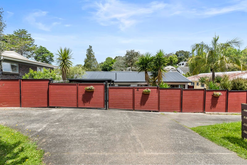 4 Fitzwilliam Drive, Torbay, Auckland - Carousel 1