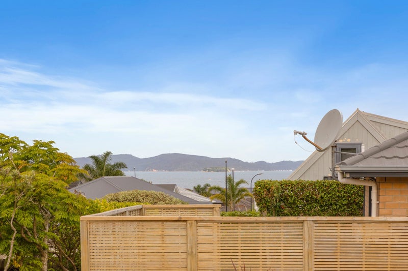 6 Robinia Place, Snells Beach, Snells Beach - Carousel 2