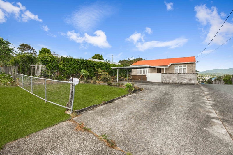 115 Sunnyside Road, Sunnyvale, Auckland - Carousel 1