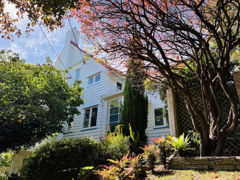 37 Messines Road, Karori, Wellington - Carousel 26