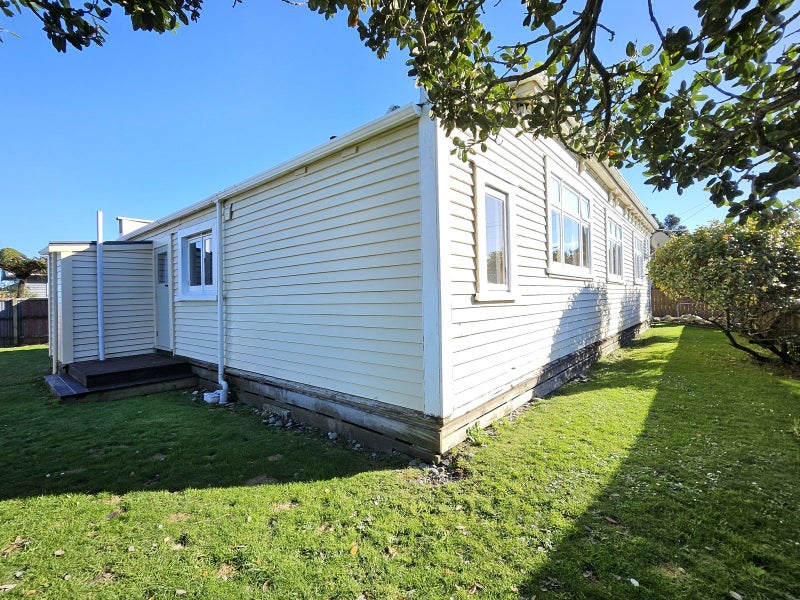 14 Collins Street, Blaketown, Greymouth - Carousel 18