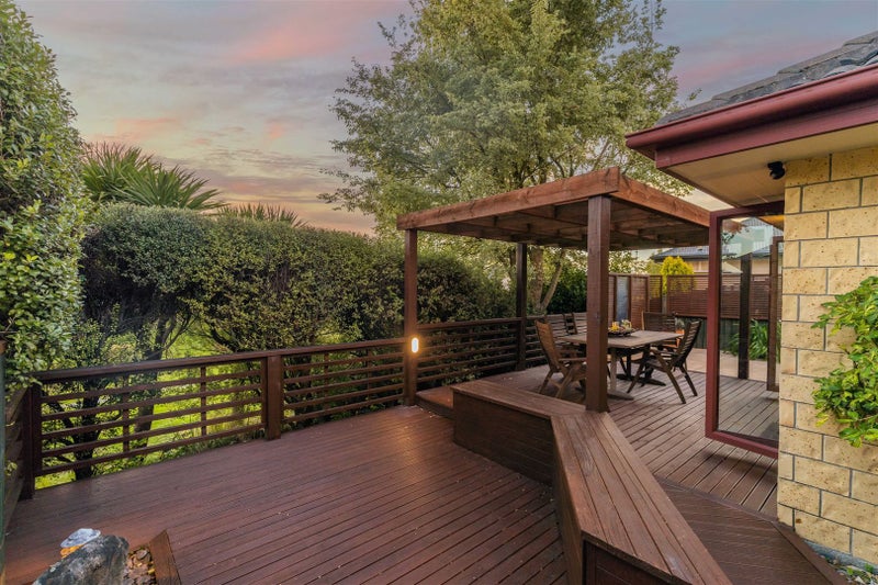 8 Limes Avenue, Parklands, Christchurch - Carousel 2