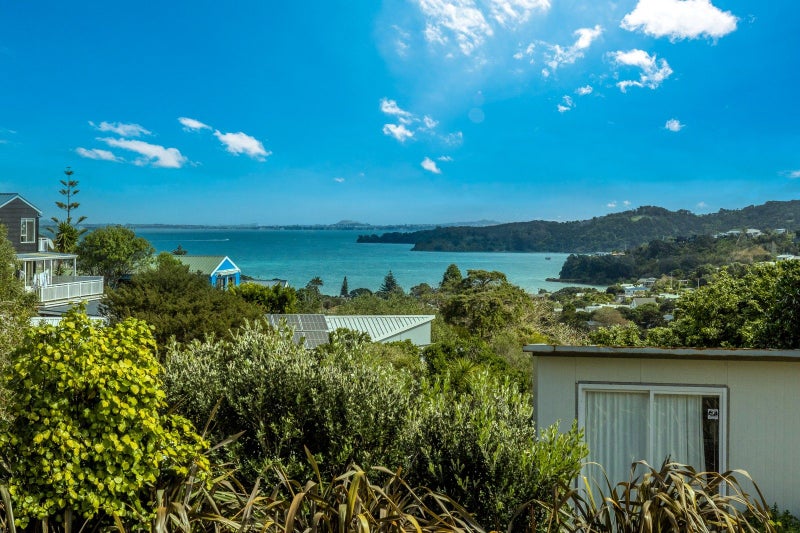 69 Ocean Road, Surfdale, Waiheke Island - Carousel 1