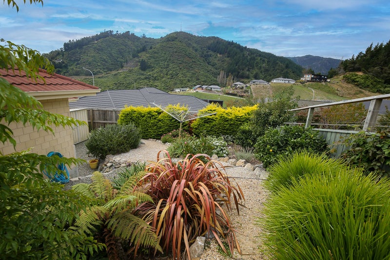 1 Vista Drive, Bishopdale, Nelson - Carousel 22