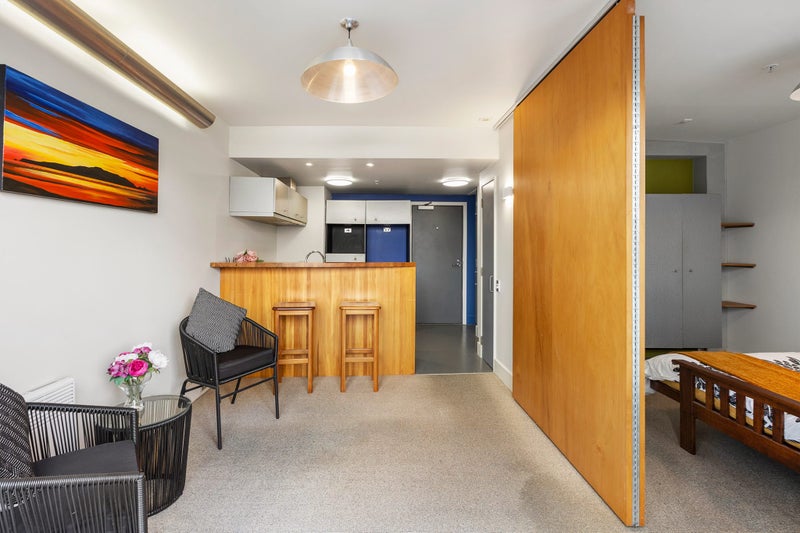 46/43 Mulgrave Street, Thorndon, Wellington - Carousel 1