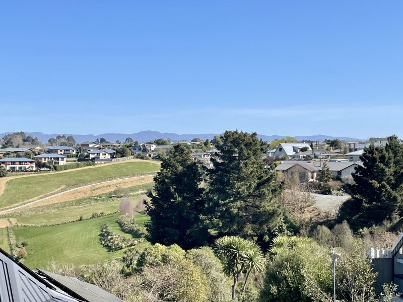 35 Glenview Terrace, Highfield, Timaru - Carousel 2