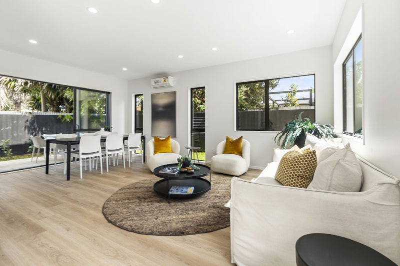 12D Locarno Avenue, Sandringham, Auckland - Carousel 2