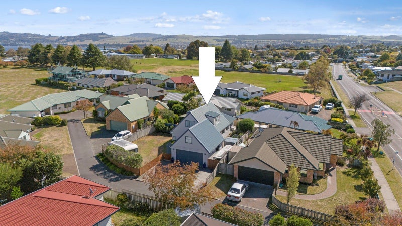 51 Kiddle Drive, Hilltop, Taupo - Carousel 1