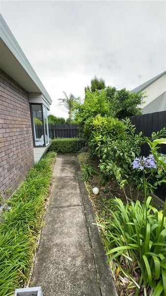 4 Hunter Way, Otumoetai, Tauranga - Carousel 13